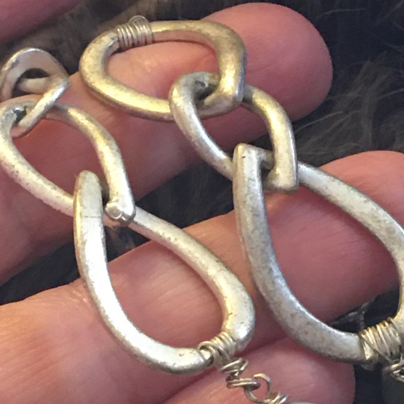 Vintage matte silver multi material bead necklace - Picture 7 of 8